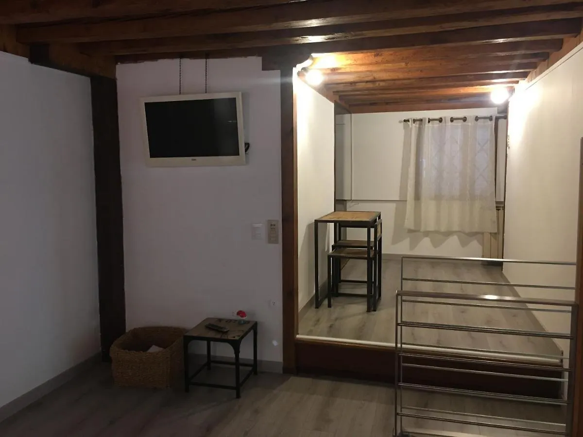 Mezzanino On Canal Apartment Venice Italy